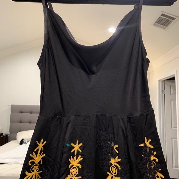 NWT FREE PEOPLE Embroidered  Maxi dress by FREE PEOPLE. FOR PROM DRESS, WEDD - Picture 6 of 11